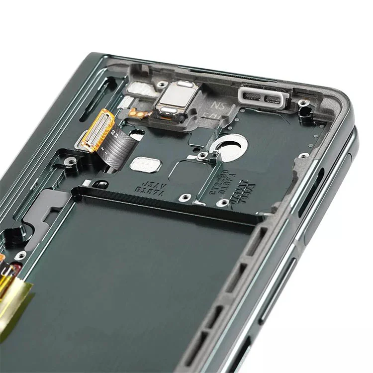 Hajtsa össze a 3 LCD képernyőket